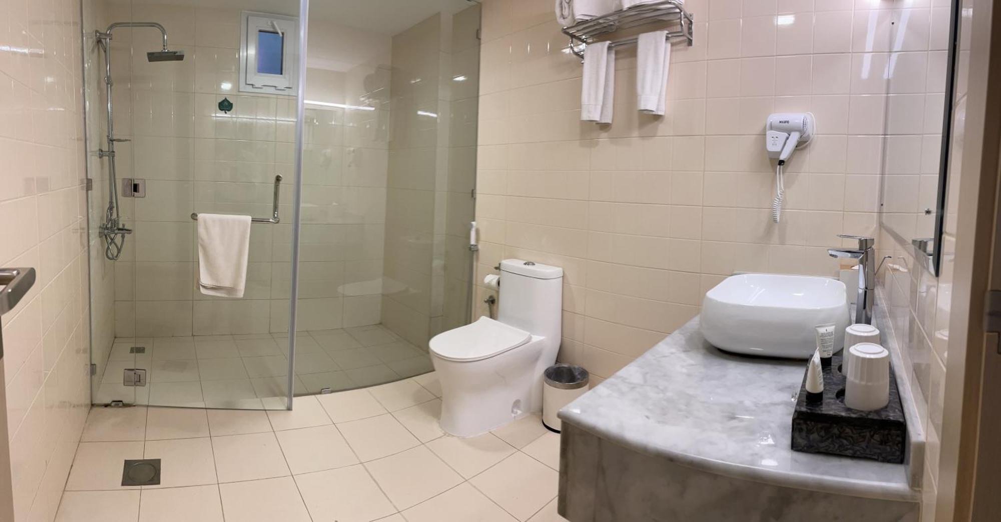 Season Inn Hotel Barka Esterno foto