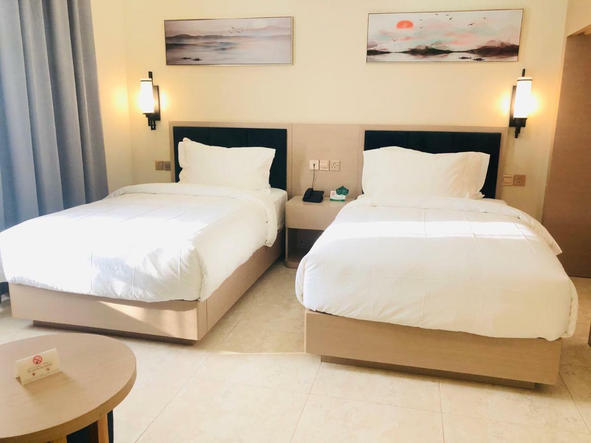 Season Inn Hotel Barka Esterno foto